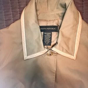 Beautiful Banana Republic leather trimmed jacket